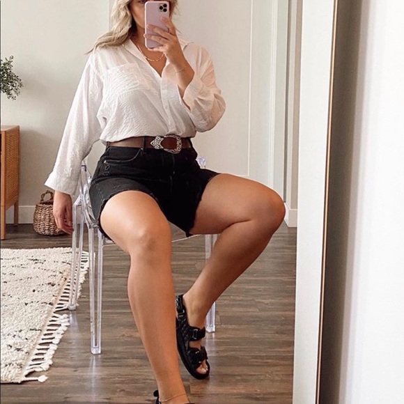 Meet your Posher, Sonya - Picture 1 of 1